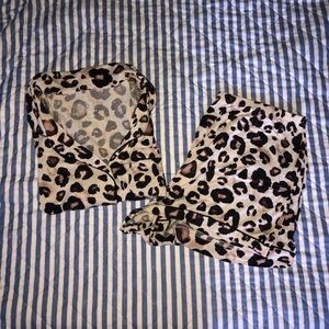 Stars Above Leopard Print Pajama Set